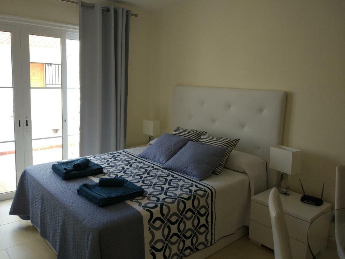 Los Cristianos Studio, Modern, Spacious, Pool,Wifi Arona (Tenerife) Exterior foto